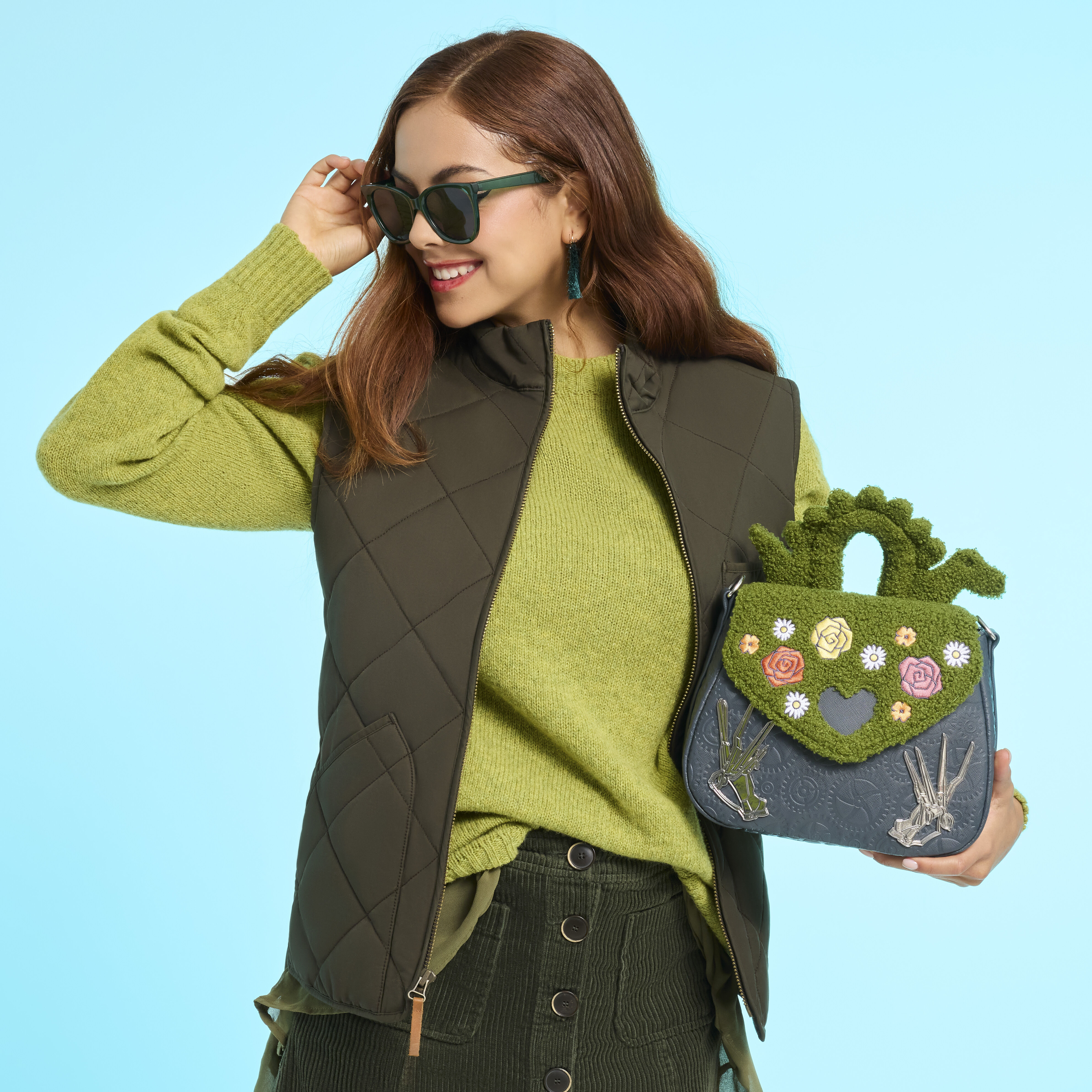 Edward Scissorhands Sherpa Crossbody Bag | Loungefly